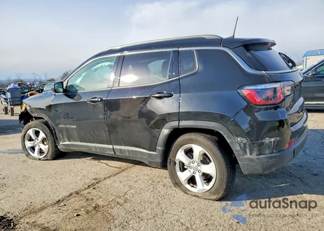 2019 Jeep Compass Latitude z USA, uszkodzony, nr VIN 3C4NJDBB9KT660908